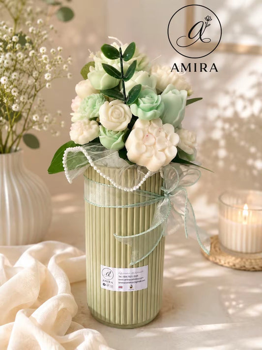 Velas en arreglo Floral